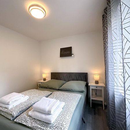 Stilvolles, Frisch Renoviertes 2Zi Apartment Mit Kueche Und Balkon In Kliniknaehe Bad Oeynhausen Εξωτερικό φωτογραφία