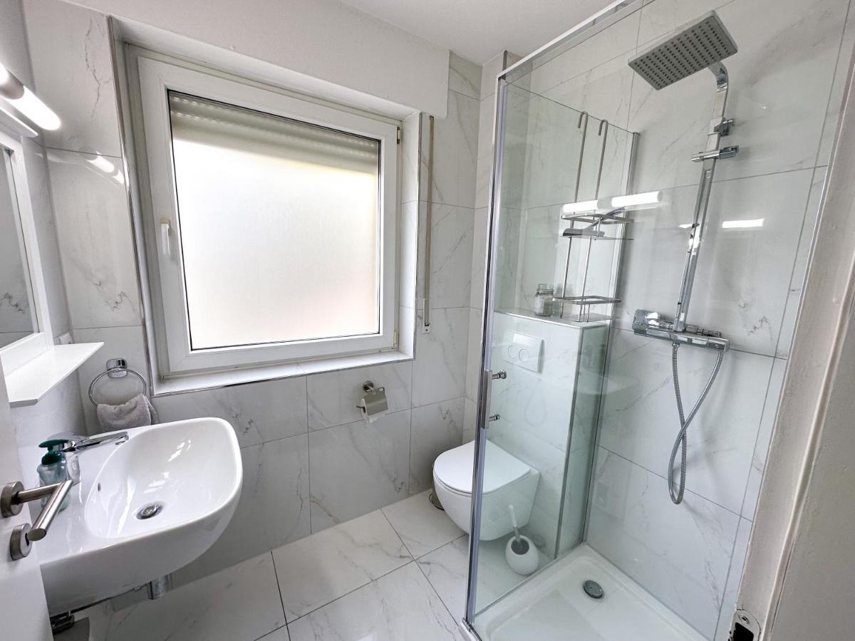 Stilvolles, Frisch Renoviertes 2Zi Apartment Mit Kueche Und Balkon In Kliniknaehe Bad Oeynhausen Εξωτερικό φωτογραφία